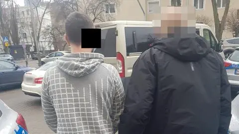Zatrzymano podejrzanego o rozpowszechnianie pornografii dziecięcej. "Posiadał bieliznę damską i dziecięcą oraz tabletki ekstazy"