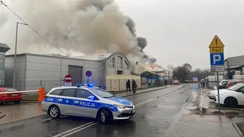 Pożar hali w Nowym Dworze Mazowieckim