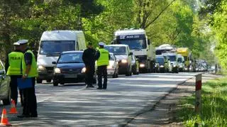 Motocyklista uderzył w drzewo. Zginął na miejscu