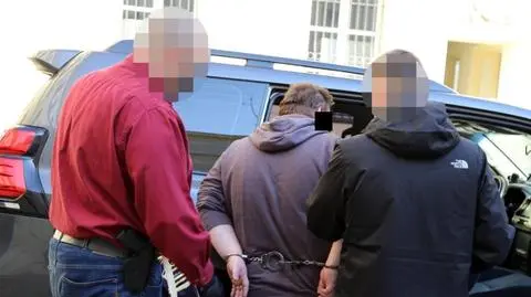 Zatrzymany za fikcyjną zbiórkę dla poszkodowanych w pożarze. "Usłyszy kolejne zarzuty w podobnych sprawach"