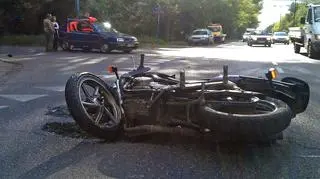 Motocyklista ranny po wypadku na Czecha