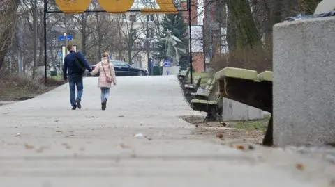 Za 685 tys. zł wyremontowano alejki w Parku Praskim