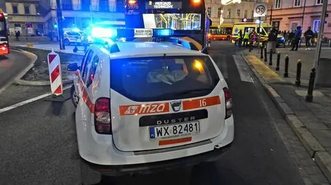 Potrącenie pieszej przez autobus
