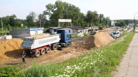 Mężczyzna zginął pod kołami ciężarówki