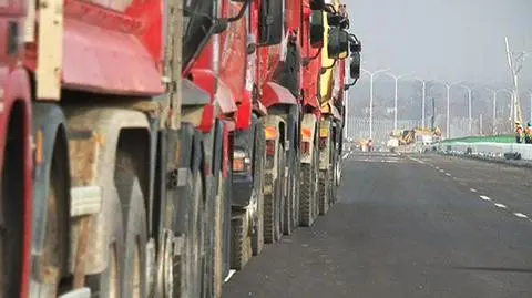 512 ton wjechało na most Północny