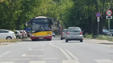 Radny upomina się o Bartycką. "Autobusy są zbyt zatłoczone"