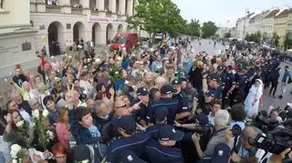 Przepychanki z policją