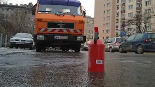 Pożar samochodu na ulicy Żelaznej