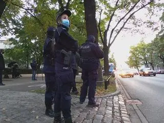 Samochodowy protest w Warszawie