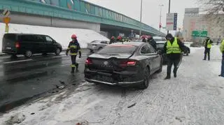 Zderzenie na zjeździe z alei Prymasa Tysiąclecia