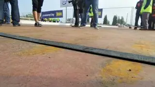 Dwie części mostu połączone