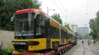 Tramwaje Warszawskie zakupiły już 45 tramwajów typu  jazz duo 