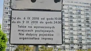 Zakaz parkowania na Chłodnej