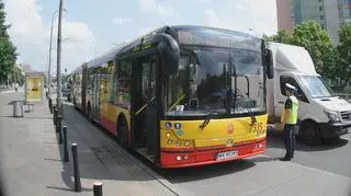 Autobus gwałtowanie zahamował 