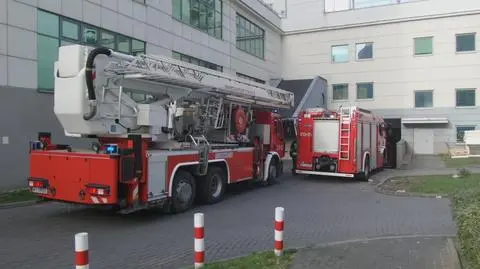 Pożar pod galerią handlową na Targówku