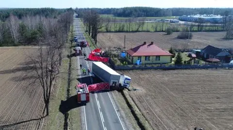 Tragiczny wypadek busa. Pięć osób zginęło, czworo rannych