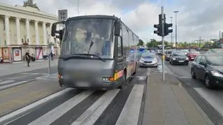 Kobieta potrącona przez autobus