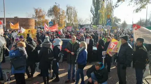 Inwestycja wstrzymana, a oni znów wyszli na ulice