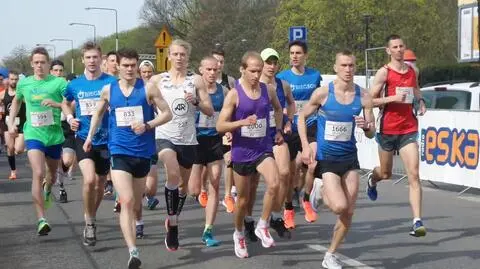 Biegali ulicami Mokotowa, były utrudnienia w ruchu 