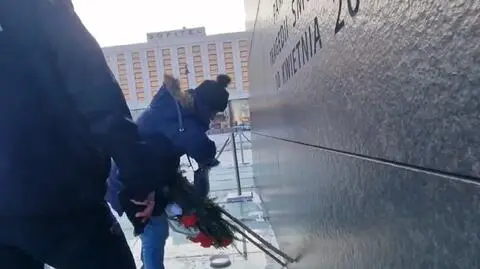 Po miesięcznicy smoleńskiej posłanka PiS zerwała tabliczkę z wieńca