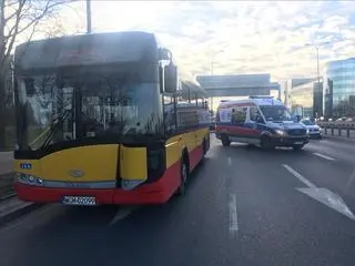 Potrącenie pieszej w Alejach Jerozolimskich 