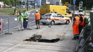 Wyrwa na rondzie Daszyńskiego