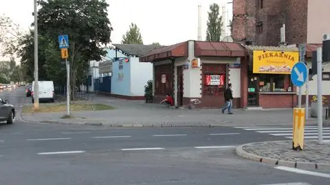 Bójka na noże przed kebabem przy Ząbkowskiej