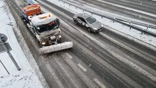 Intensywne opady śniegu w stolicy