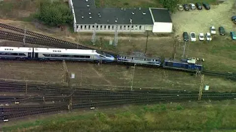 Pociąg pendolino przemknął przez Warszawę