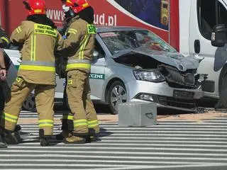 Zderzenie dwóch aut na Ursynowie