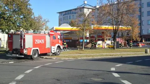 Wyciek gazu na stacji benzynowej przy Stawki