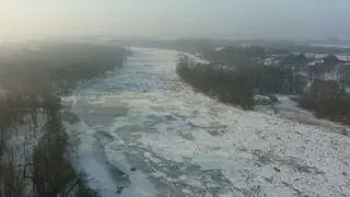 Służby prowadzą akcję poszukiwawczą na Narwi