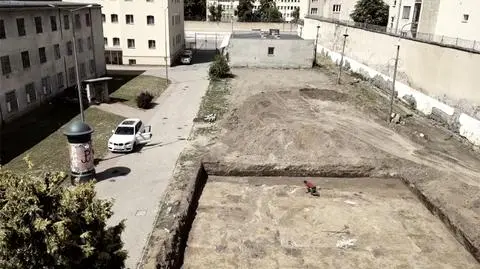 Poszukiwania na terenie dawnego więzienia