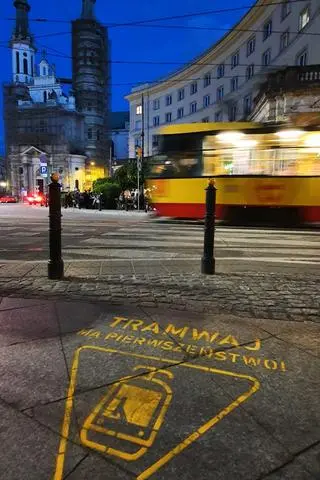 Akcja "Uwaga! Tramwaj ma pierwszeństwo"