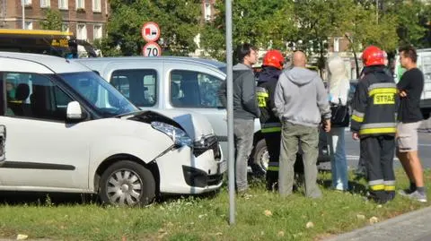 Kolizja z udziałem byłej rzeczniczki rządu. Przepuszczała eskortę BOR