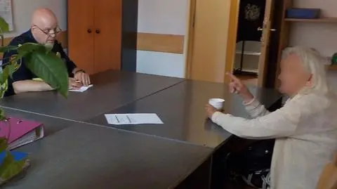 94-latka przyjechała do Warszawy na spotkanie, ale nikt na nią nie czekał. Nie wiedziała, jak wrócić