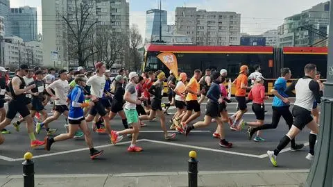 Półmaraton Warszawski. Zamknięte ulice, komunikacja na objazdach