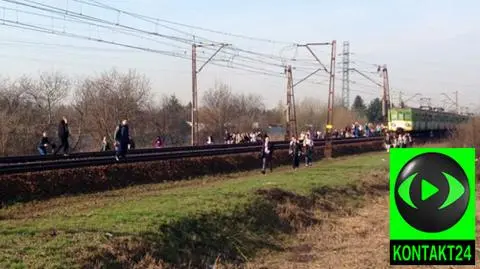 Awaria i uszkodzony pociąg. Trudny dzień na kolei