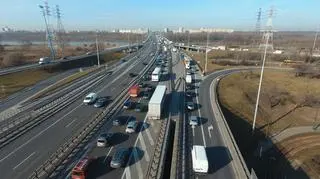 Korek przed wjazdem na most Grota-Roweckiego