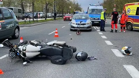 Majówka na drogach. Stołeczna policja: od piątku odnotowano 16 wypadków i ponad 260 kolizji