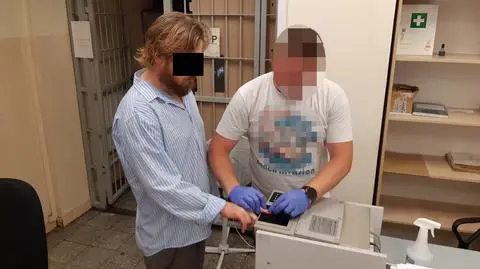 Próbował sprzedać zadłużone mieszkanie matki. Oficjalnie już nie żył