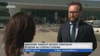 Samolot uderzył w rękaw dla pasażerów