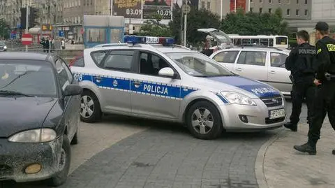 Nie zatrzymał się do kontroli, potrącił policjanta