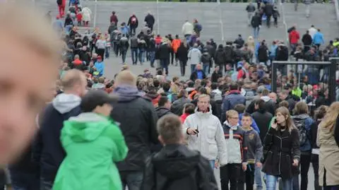 Mecz na Narodowym. "Wielu kibiców przyjechało komunikacją"