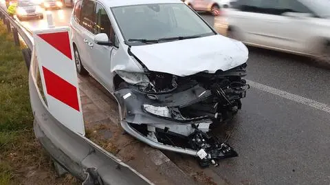 Trzy auta rozbite na trasie S8