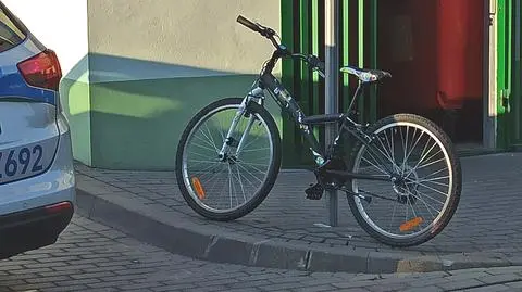 Samochód potrącił ośmiolatka na rowerze