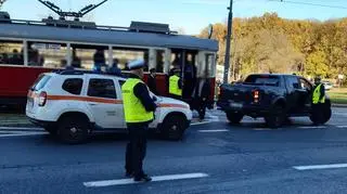 Kolizja zabytkowego tramwaju z autem