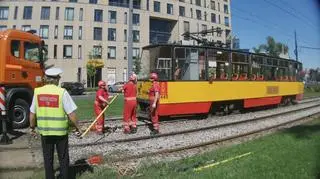 Na Stawki wykoleił się tramwaj