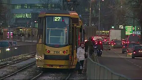 Brak napięcia w sieci trakcynej. Tramwaje utknęły w korku