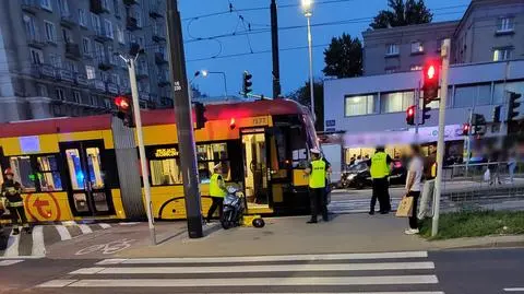 Motocyklista w szpitalu po zderzeniu z tramwajem